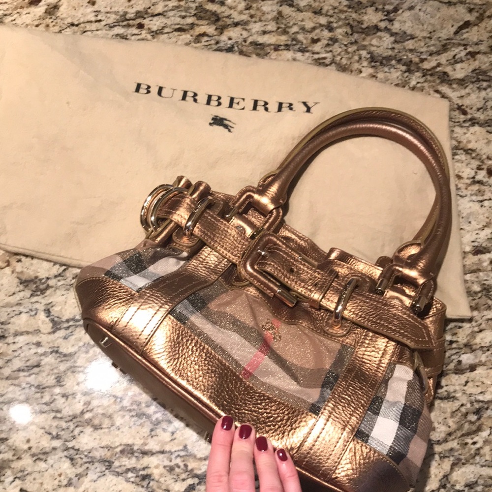 Burberry limited edition shoulder bag